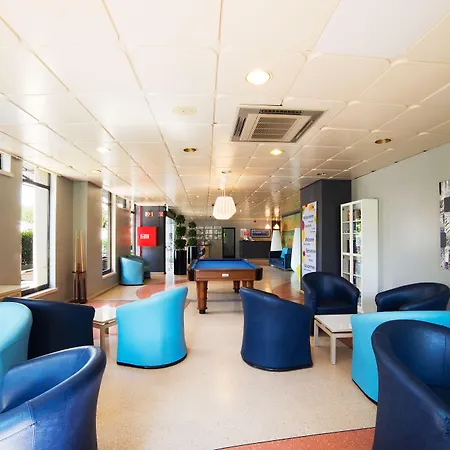 Rr Club Amarilis 아파트호텔