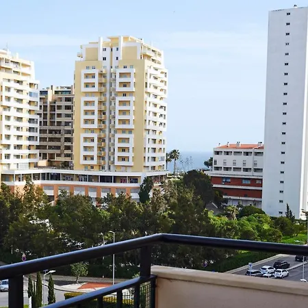 Rr Club Amarilis 아파트호텔 3*